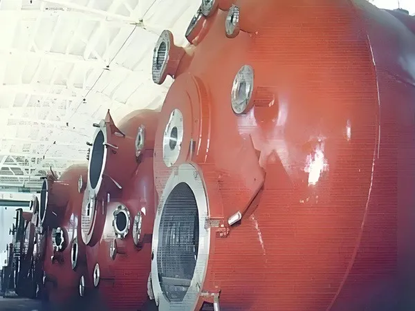 Titanium-Steel Composite Reactor