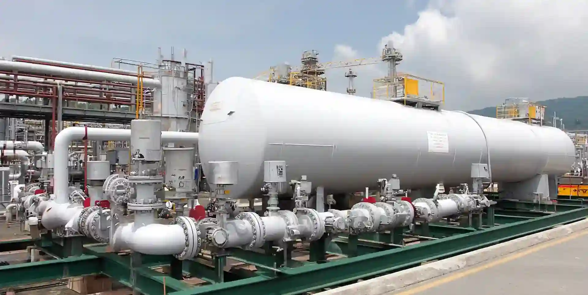 New Type of Water Jacketed Furnace for Offshore Platforms